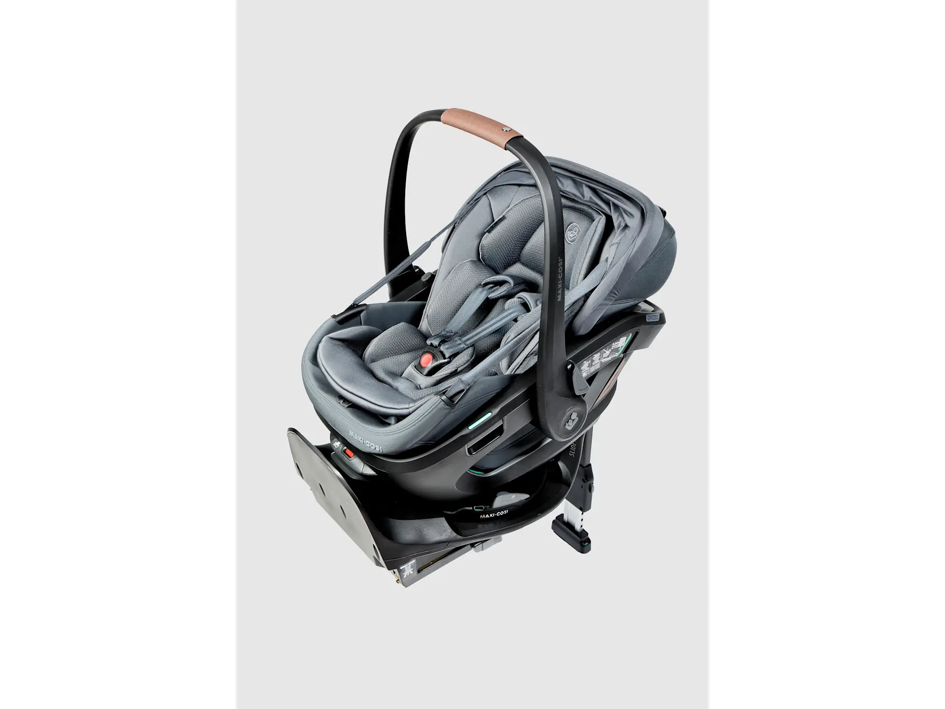Maxi-Cosi Coral Slide Pro hordozó FamilyFix Slide Pro bázistalpon